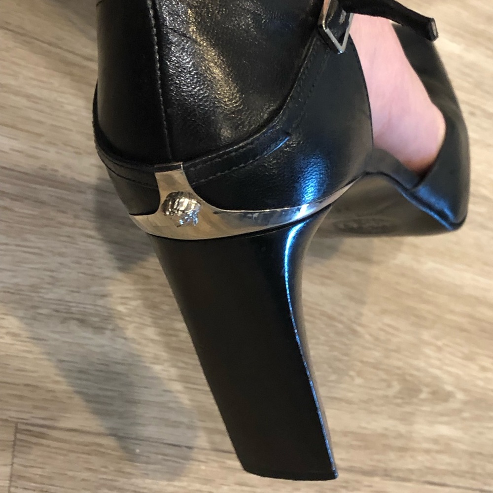 GIANNI VERSACE || GORGEOUS Vintage Mary Janes - Picture 2 of 9